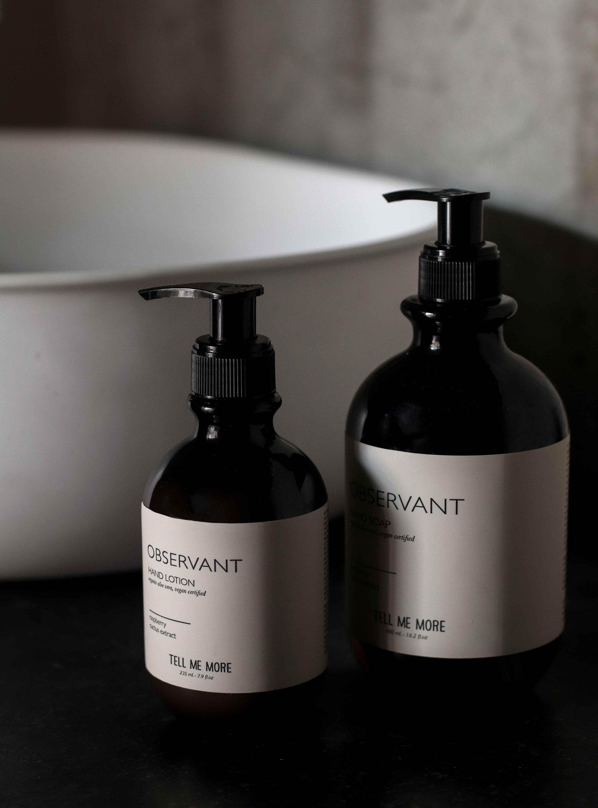 Tell Me More Hand Lotion Observant 235 ml – Vegan handlotion met biologische aloë vera, framboos en cactus in stijlvolle pompflacon – natuurlijke huidverzorging uit Denemarken