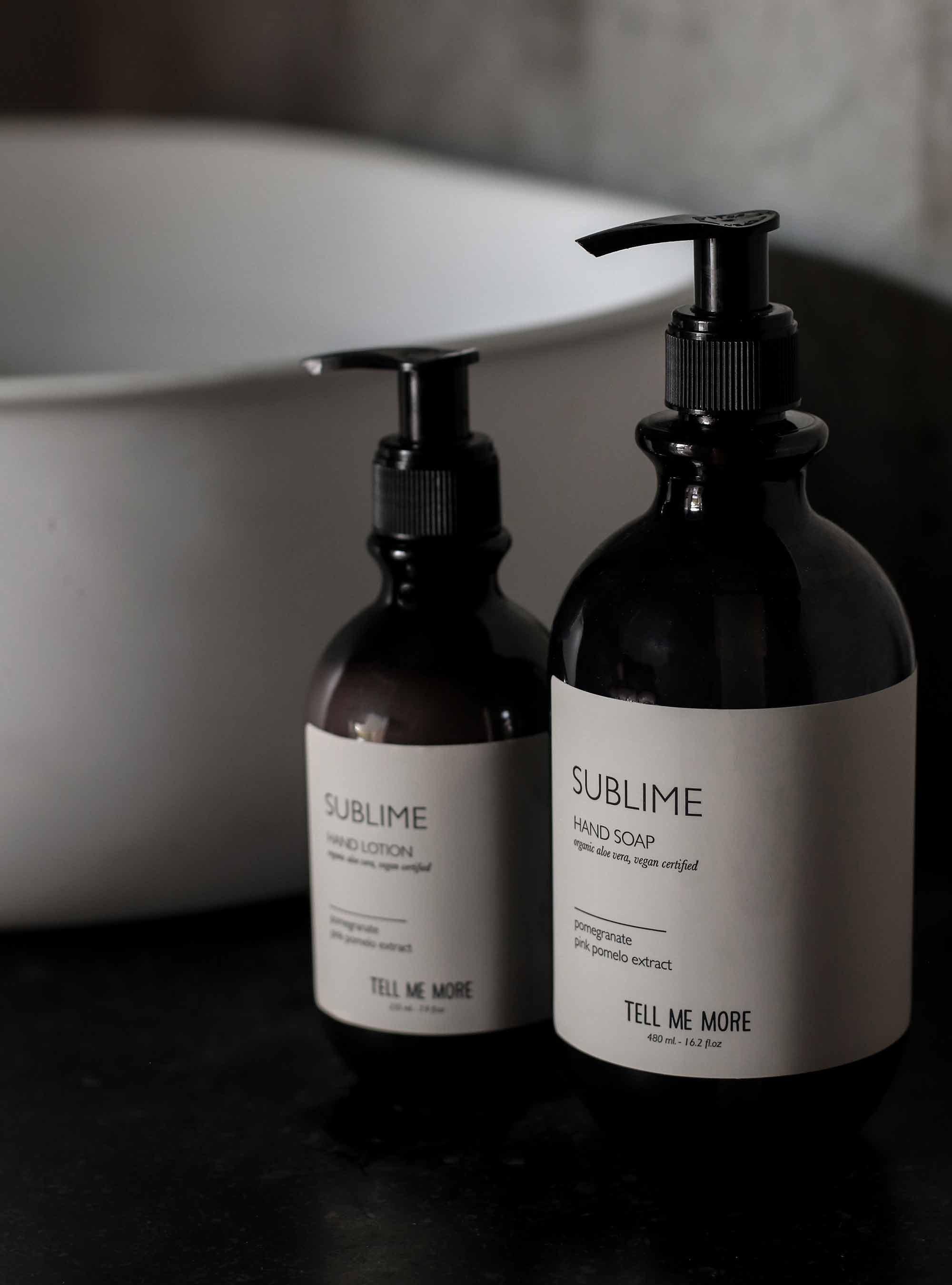 Tell Me More Hand Lotion Sublime 235 ml – Vegan handlotion met biologische aloë vera, framboos en cactus in stijlvolle pompflacon – natuurlijke huidverzorging uit Denemarken